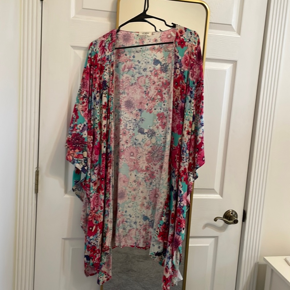 **Umgee Kimono** Never Worn